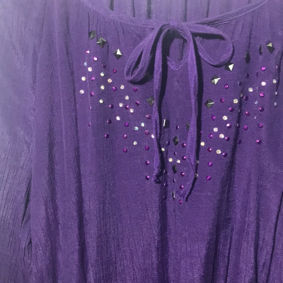 Westbound Women. Purple high/low design. Beautiful design on front/ sparkly 2X - Picture 3 of 6